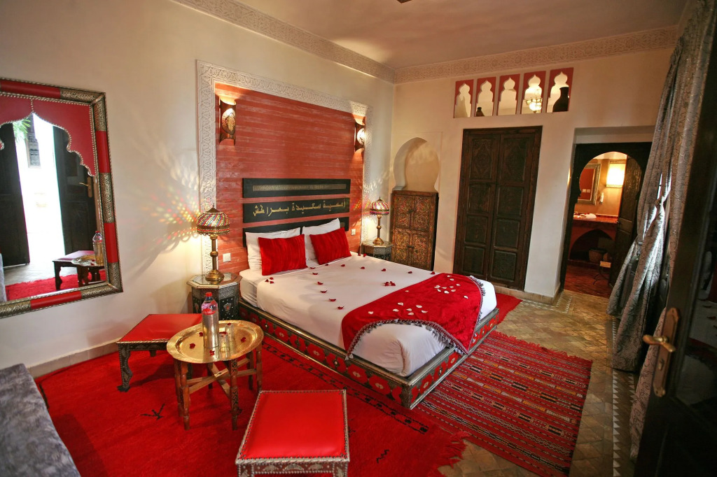 Riad La Porte Rouge By La Siredrah
