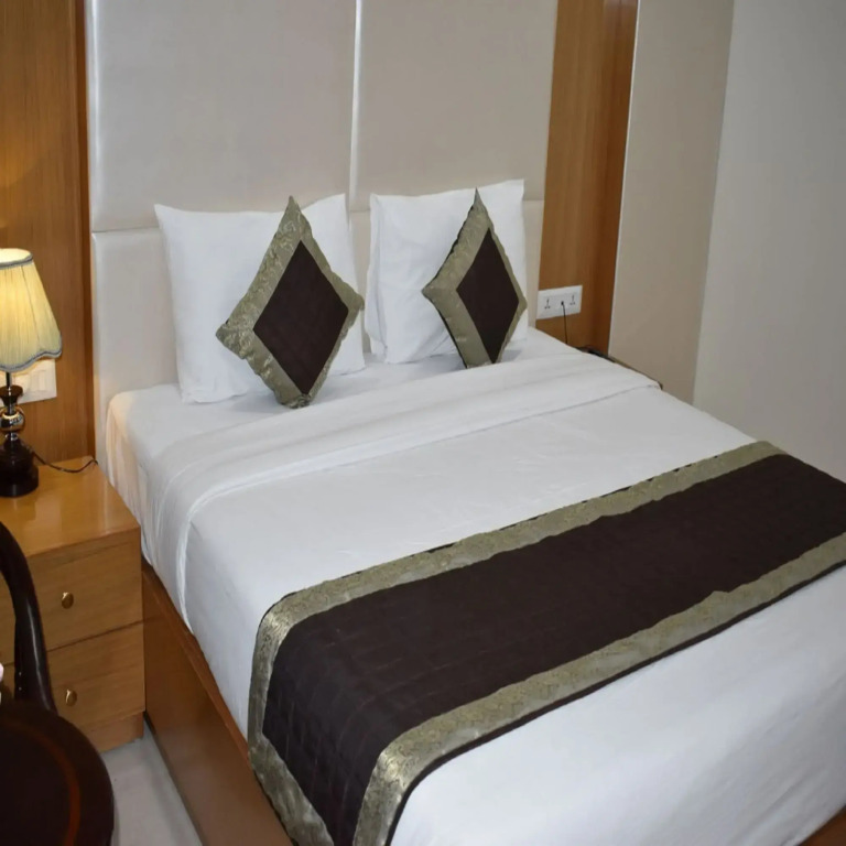 HOTEL ANAND INTERNATIONAL