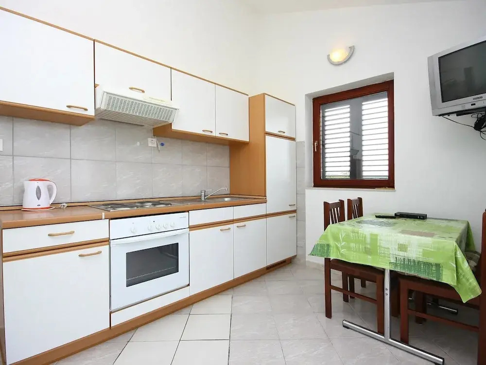 Apartments Pleadin