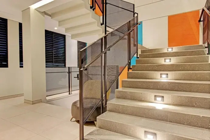 Townhouse Oak Ixo Hotel