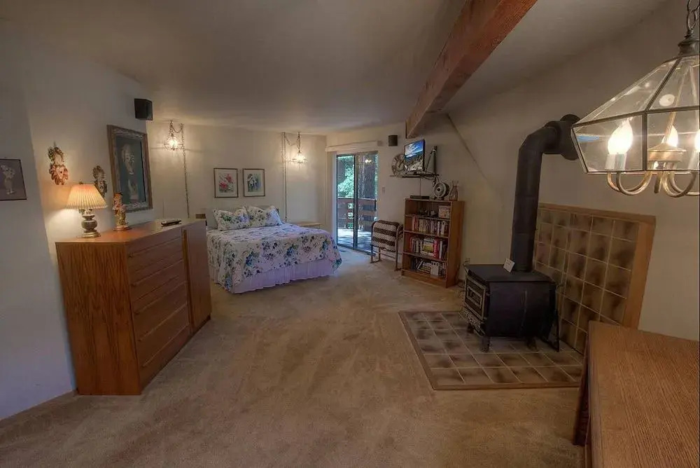 Fool Around House by Lake Tahoe Accommodations