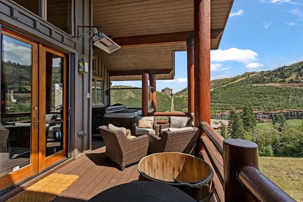 La Maconnerie at Deer Valley Resort - Four Bedroom Condo with Hot Tub #3 4 Condo
