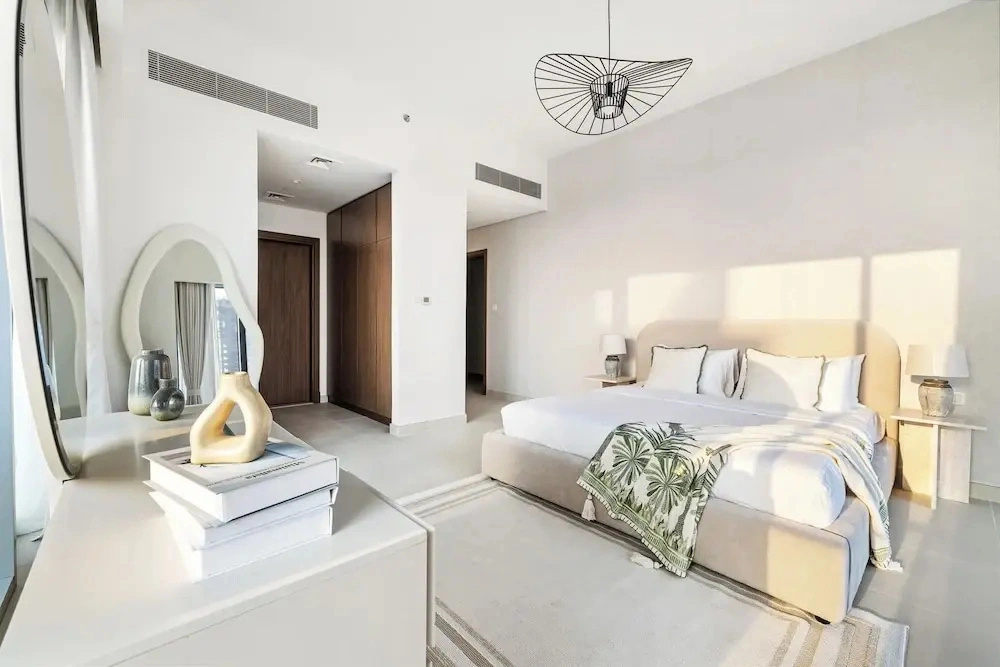 2BR Apartment Near Downtown Dubai Mall