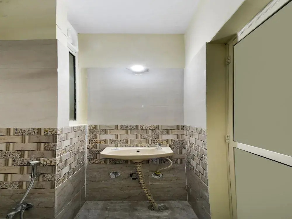 OYO 35433 Hotel Sethi Palace