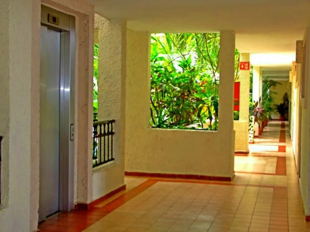 Superior Apt Rinc Del Sol 2 BR 2 BathR