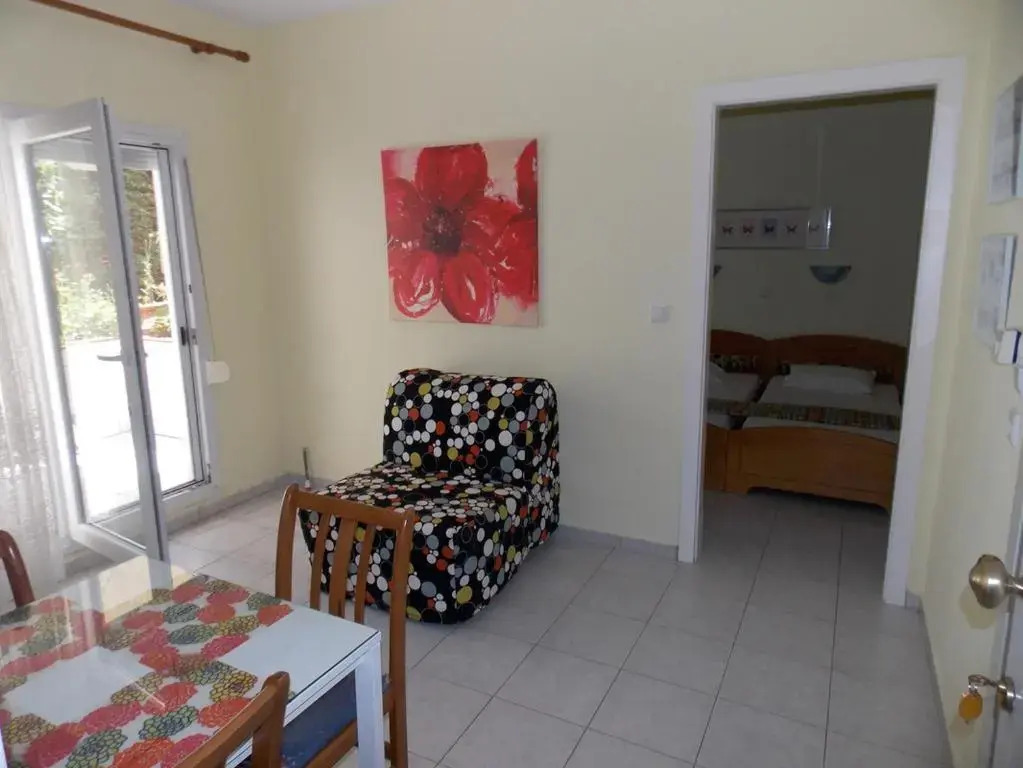 Ioli Apartments