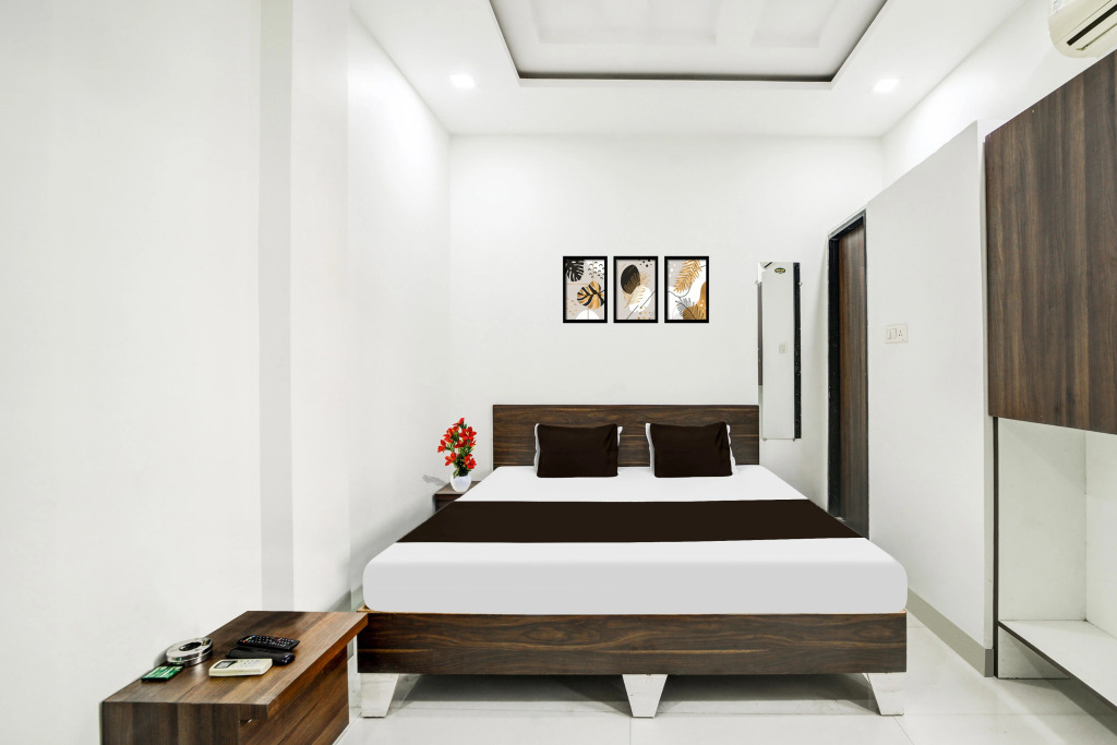 Super Collection O Ujjain City Centre Formerly Hotel Olive Inn