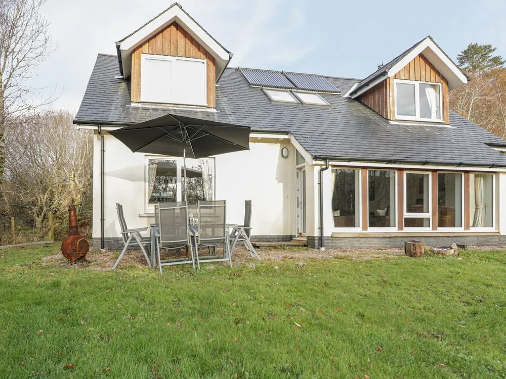 Marine Cottage