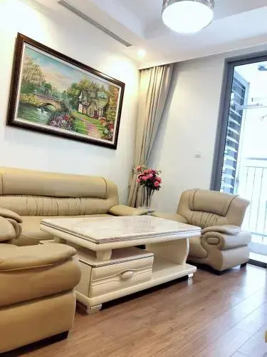 Elegant Parkhill Apt 1