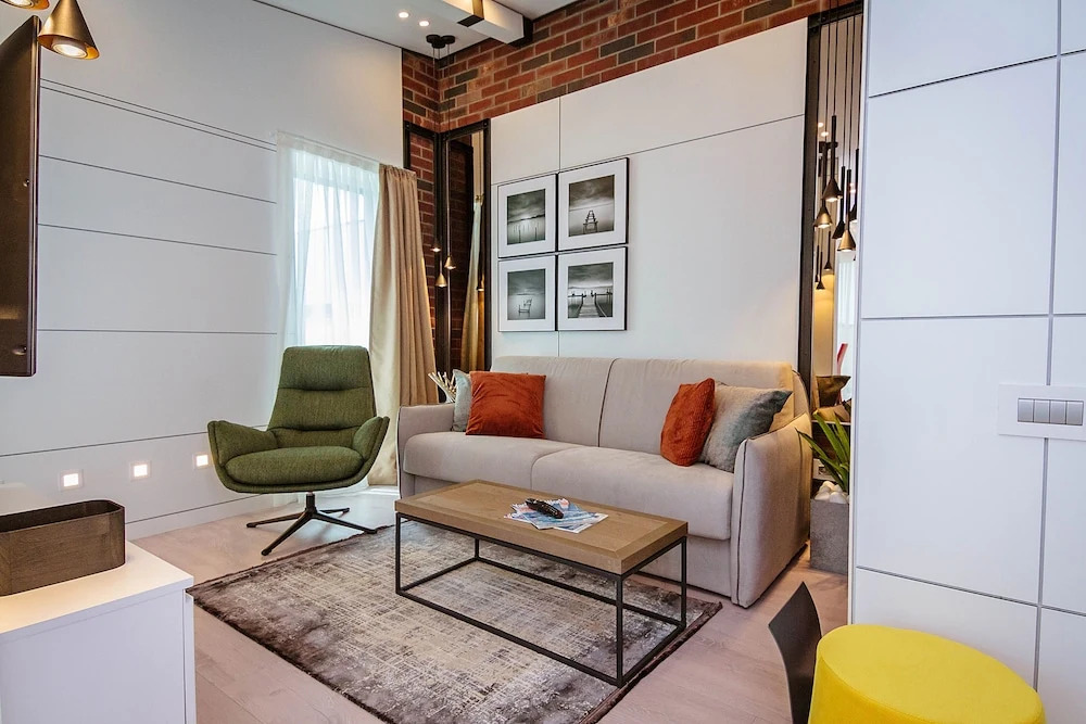 No 6 Apartments