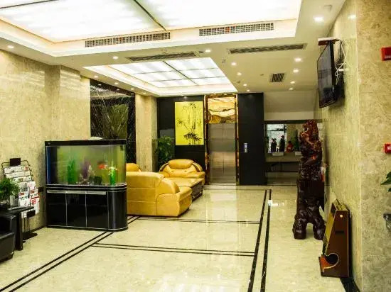 Luodian New Yudu Grand Hotel (Mingzhu Central Plaza)