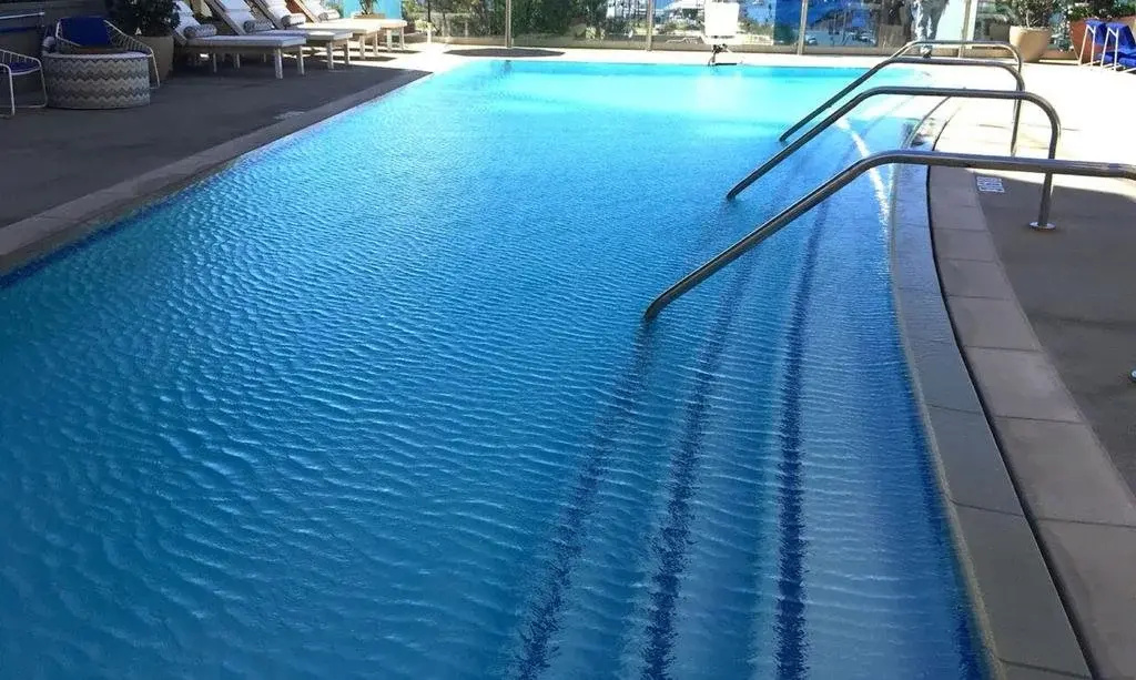 Heaven on Hollywood Boulevard Furnished Apartments