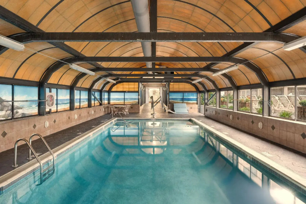 Club Wyndham Newport Onshore