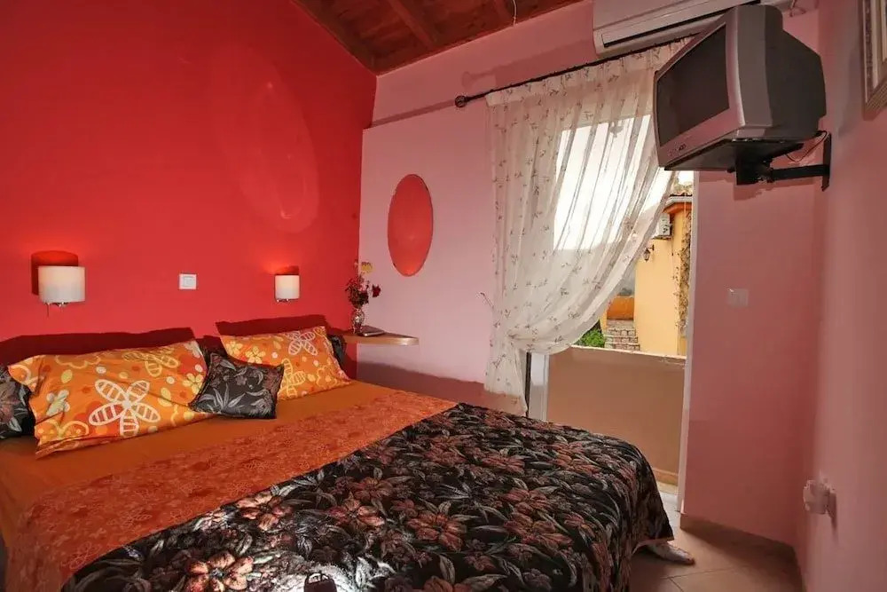 Spedion Villa - Near to sea villas with heated swimming pool