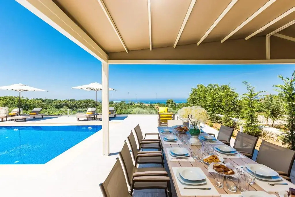 Luxury Cretan Villas with private pools