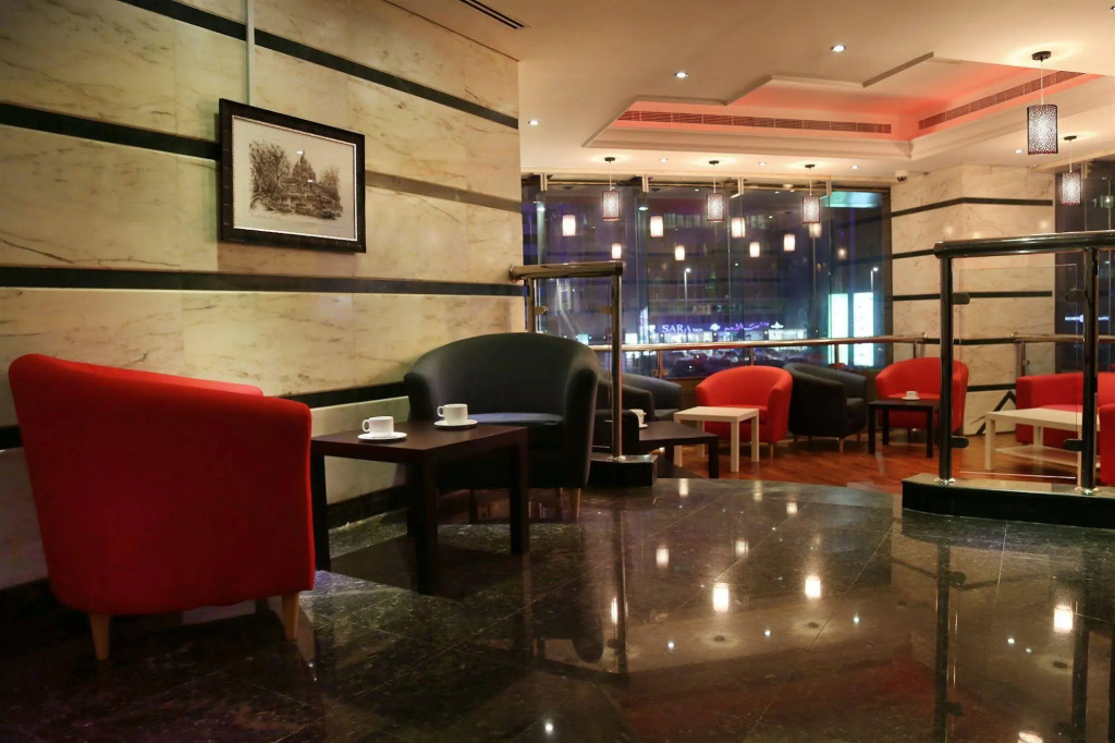 Oriental Hotel Apartments