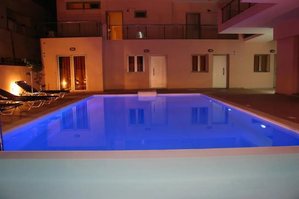 Blue Sky Hotel Apartments