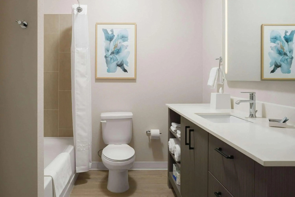 WaterWalk Extended Stay by Wyndham Jacksonville Deerwood Pk