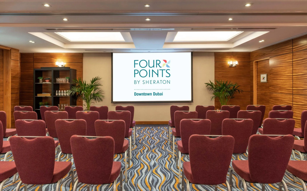 Отель Four Points by Sheraton Bur Dubai