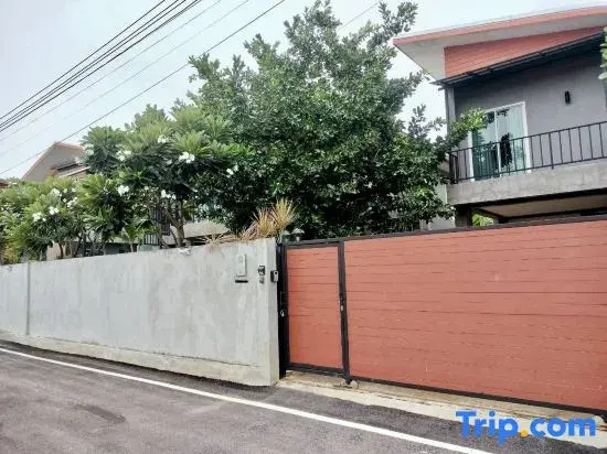 Villa Rajapruek 3 Villa Estates Rental For A Private Group Near Airport/Karaoke /Maid