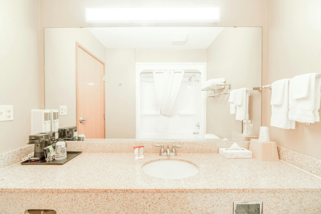 Days Inn & Suites by Wyndham Beeville