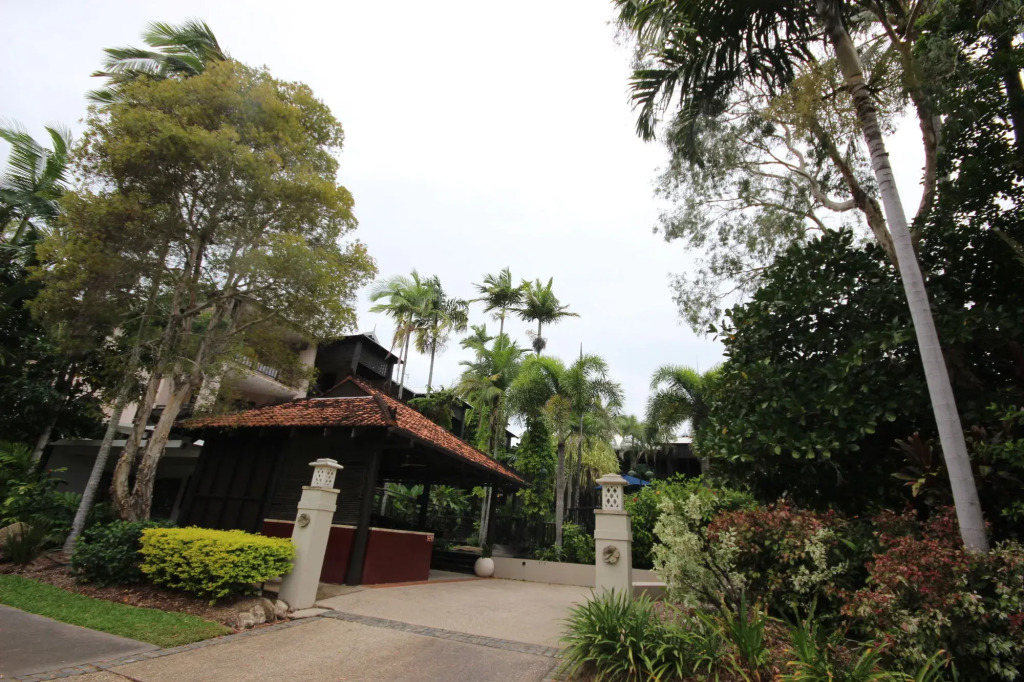 Hibiscus Resort & Spa - Official Onsite Reception & Check In