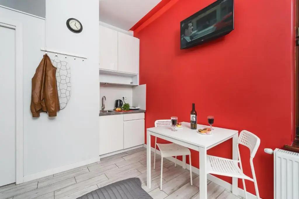 K12 Apartments