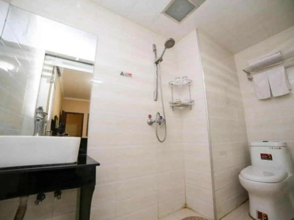 OYO Yichang Hua'ao express hotel