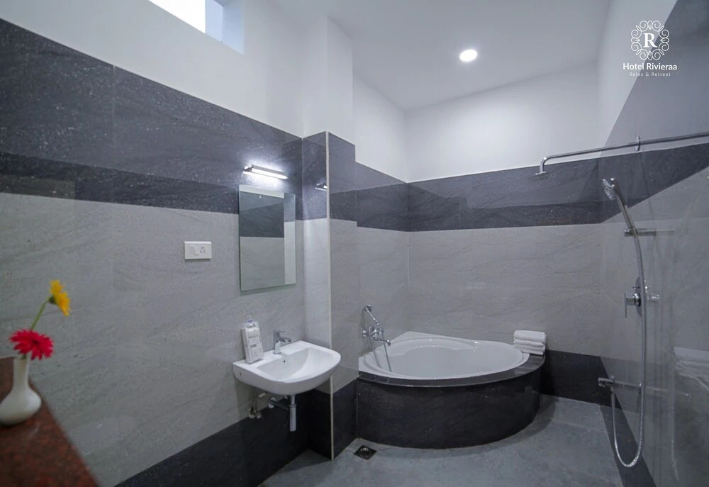 RivieraaHotel