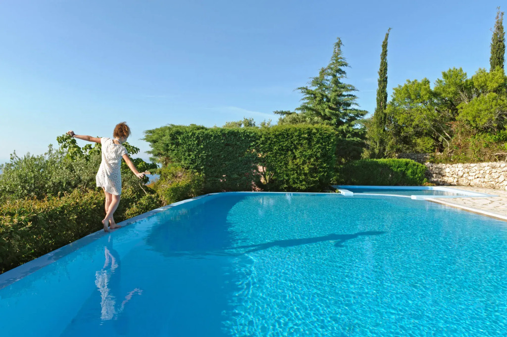 Artblue Villas