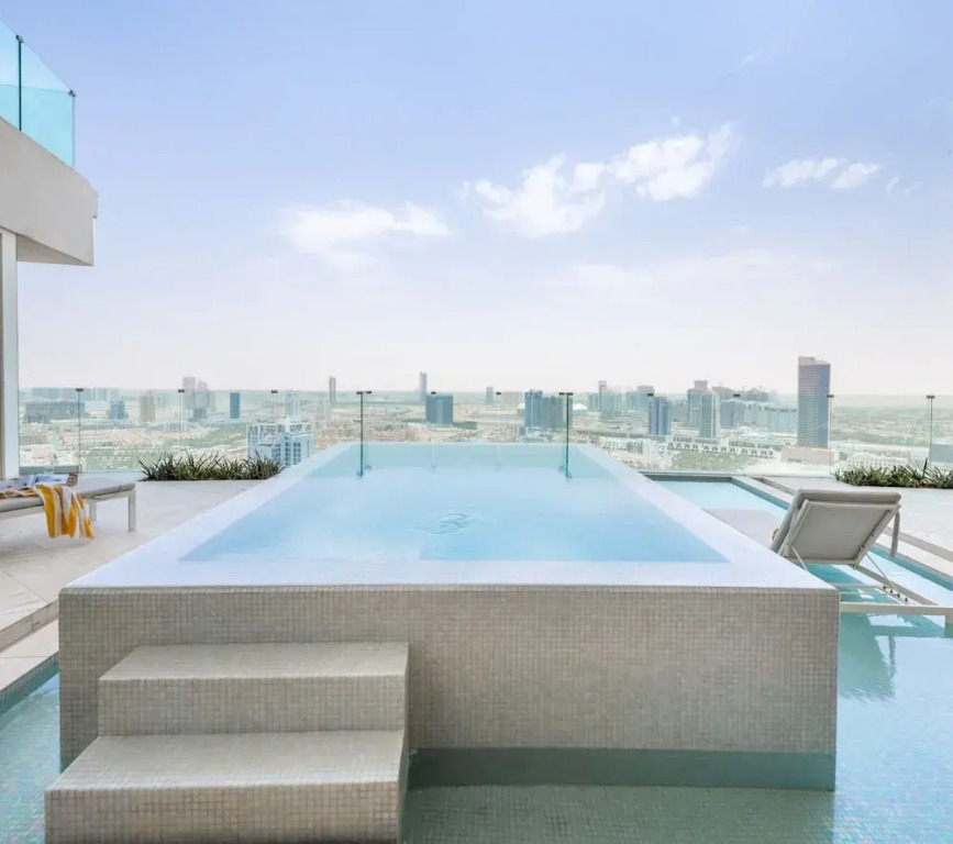 Exclusive 2BR Sky Villa In The Five - JVC