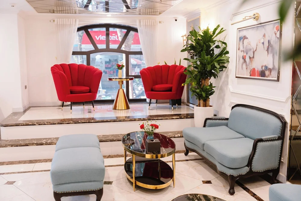 Hồng Vận Hotel