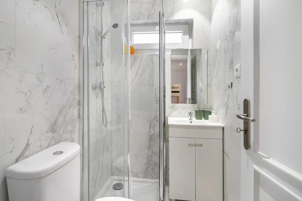 Chic & Stylish Retreat In Estoril'S Finest Location