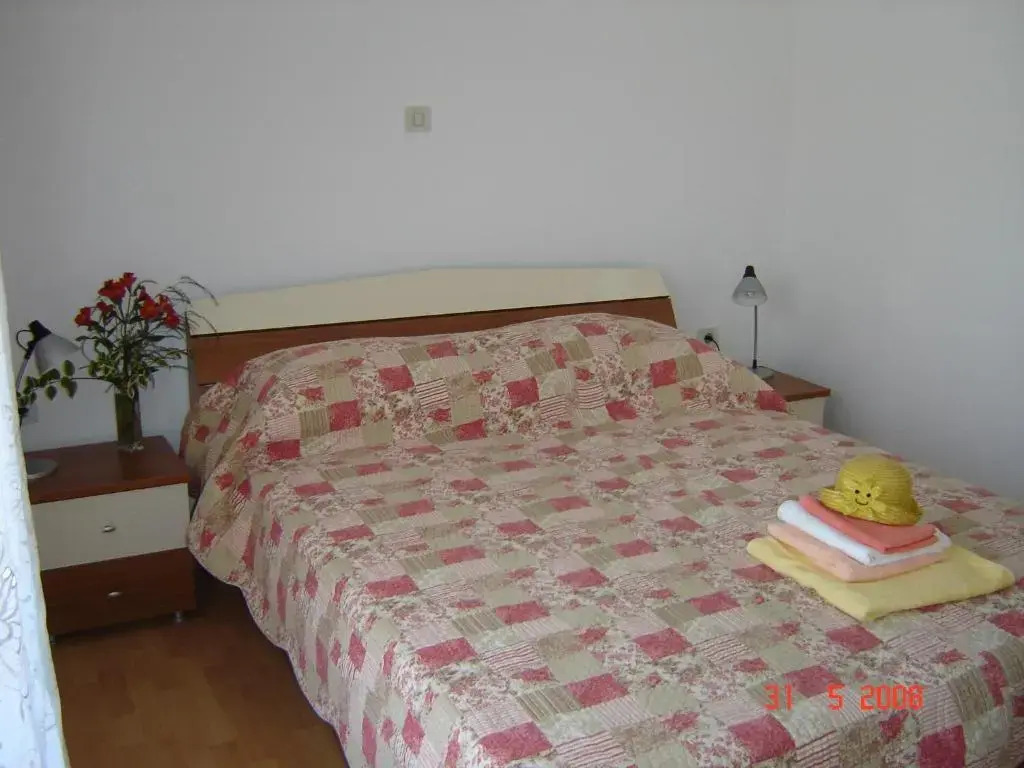 Apartments by the sea Cove Mala Lamjana, Ugljan - 21182