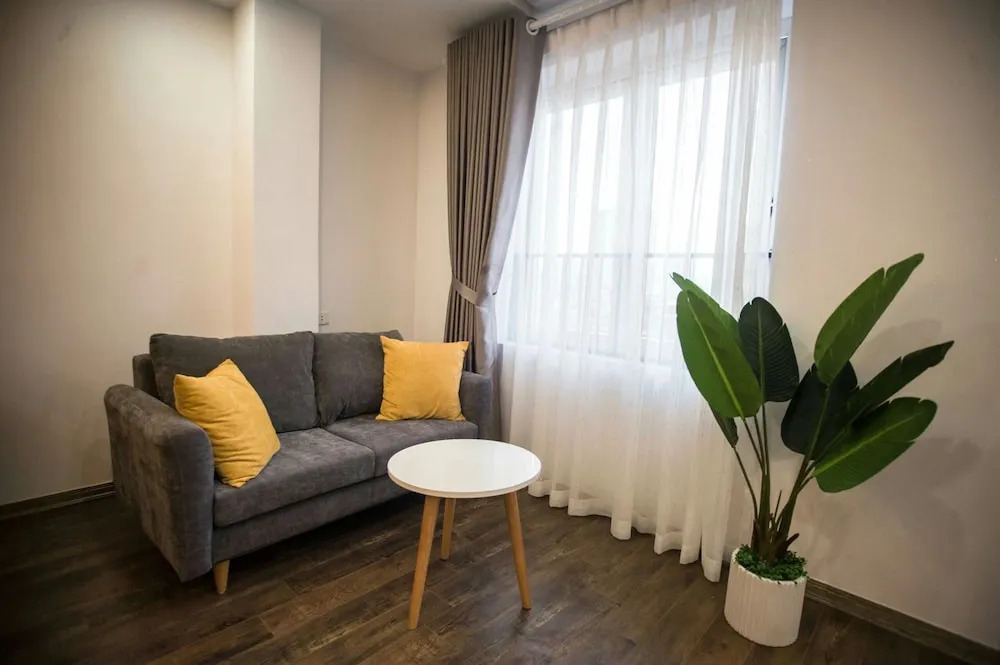 Green Hotel & Apartment HN - by BAY LUXURY