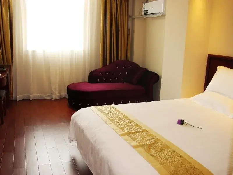 GreenTree Inn Guangdong Jieyang Puning International Garment City Puning Plaza Business Hotel