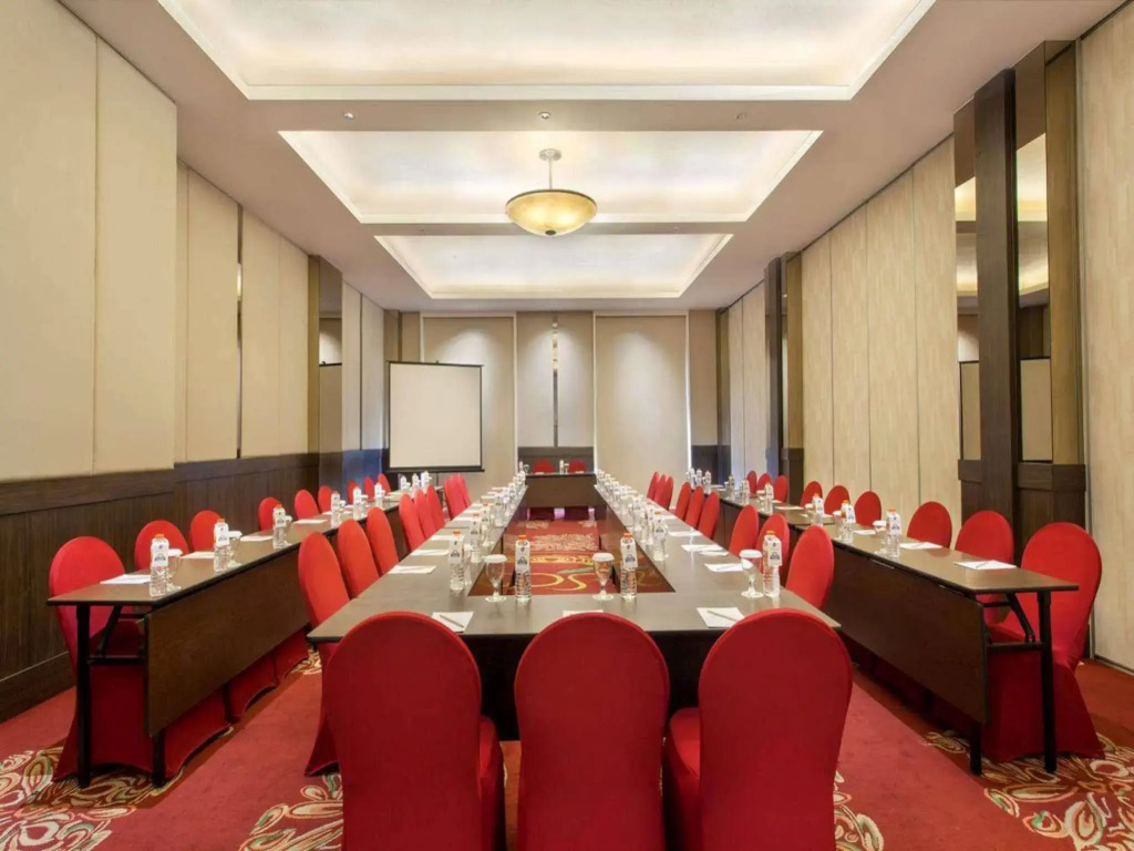Days Hotel & Suites by Wyndham Jakarta Airport
