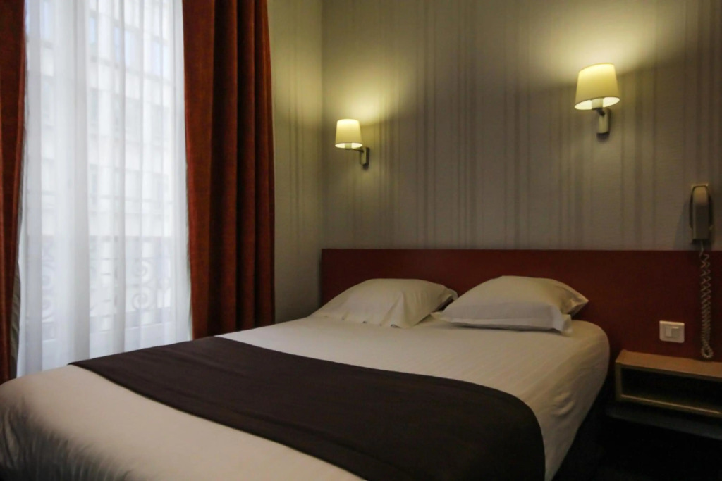 Hôtel Des Trois Gares