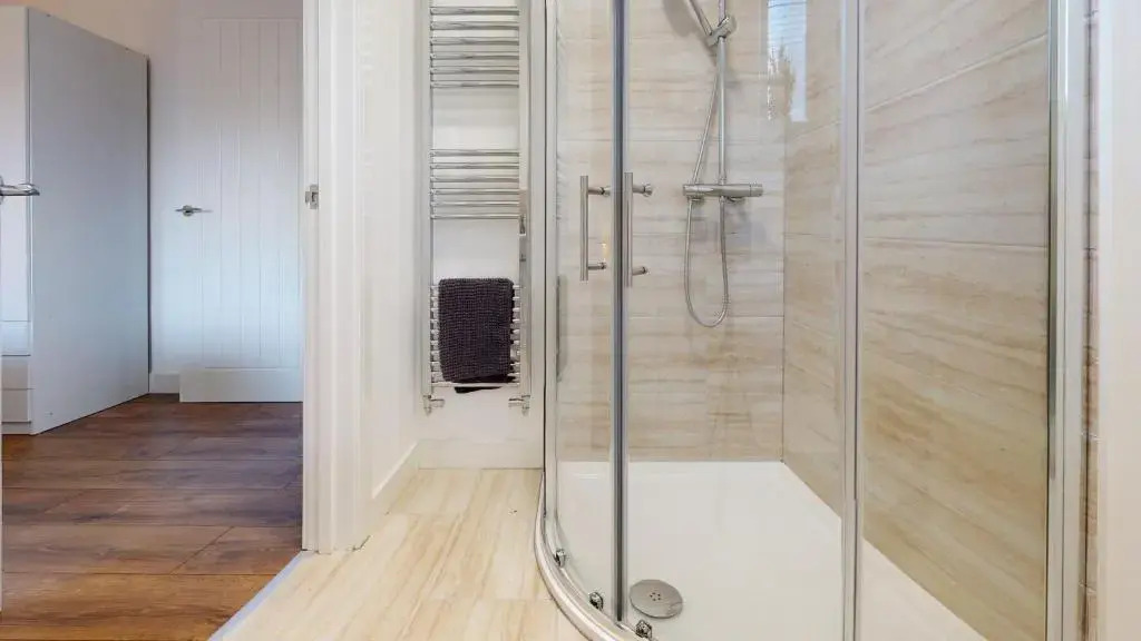 Step Free 2 Bedroom Apartment, Business, Leisure, Contractors, SRK Serviced Accommodation