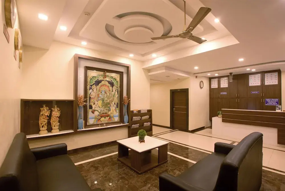 Manjhi Residency