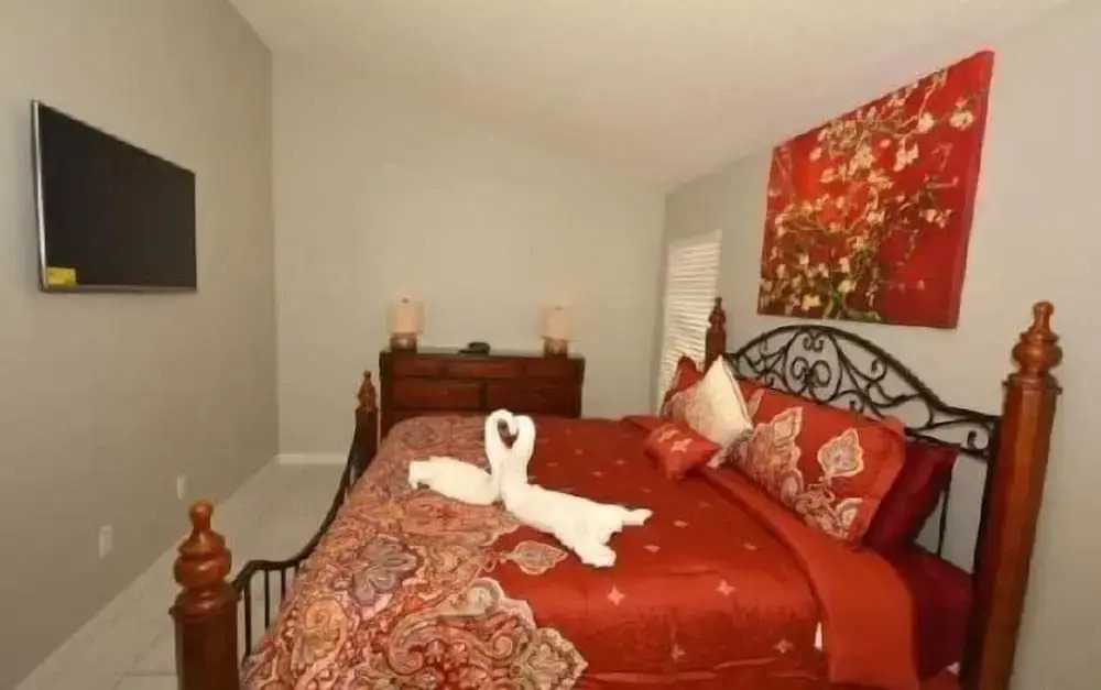 5 Bedroom 4 Bathroom Pool Home in Kissimmee FL