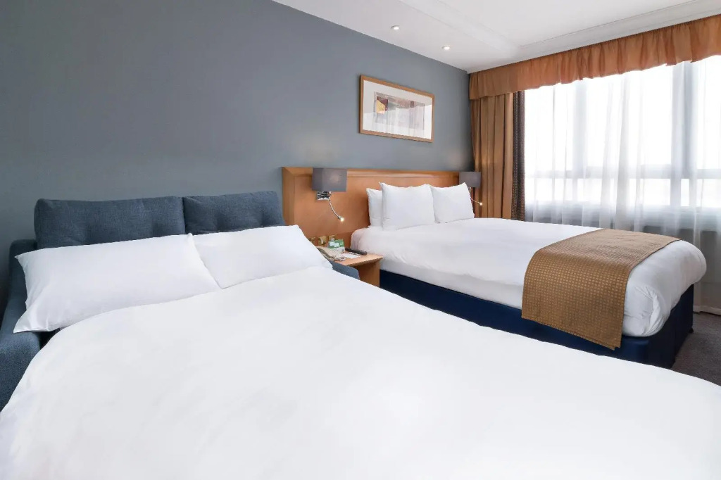 Holiday Inn London Kensington Forum