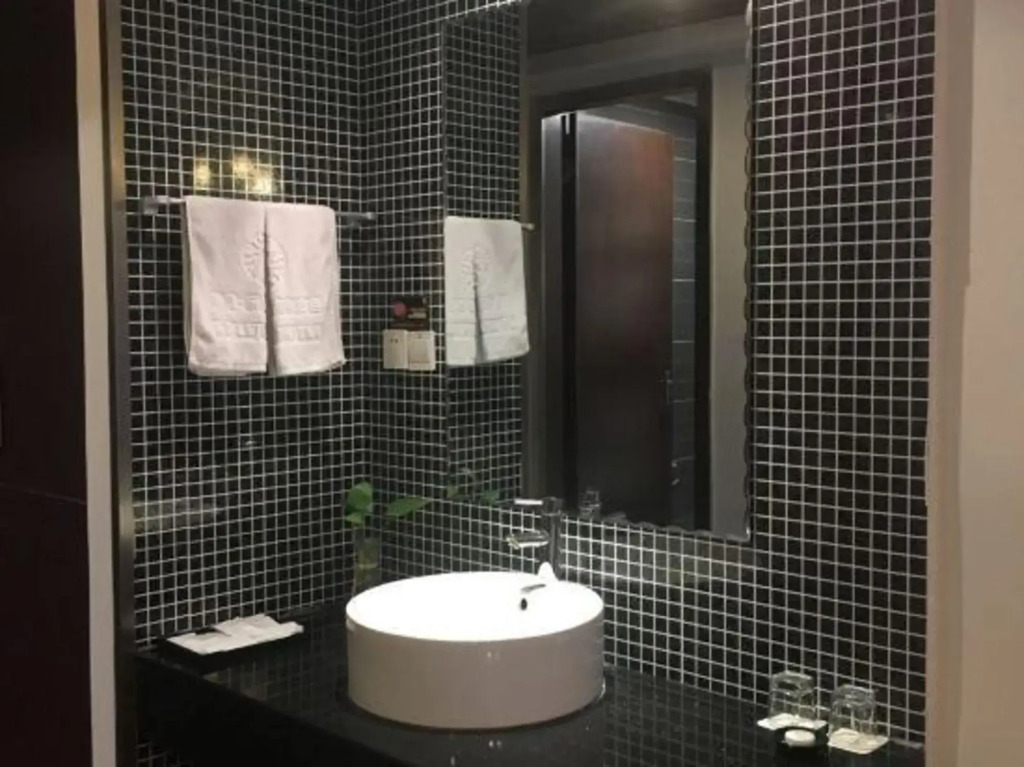 Qingya Hotel (Jiaxing Wangdian)