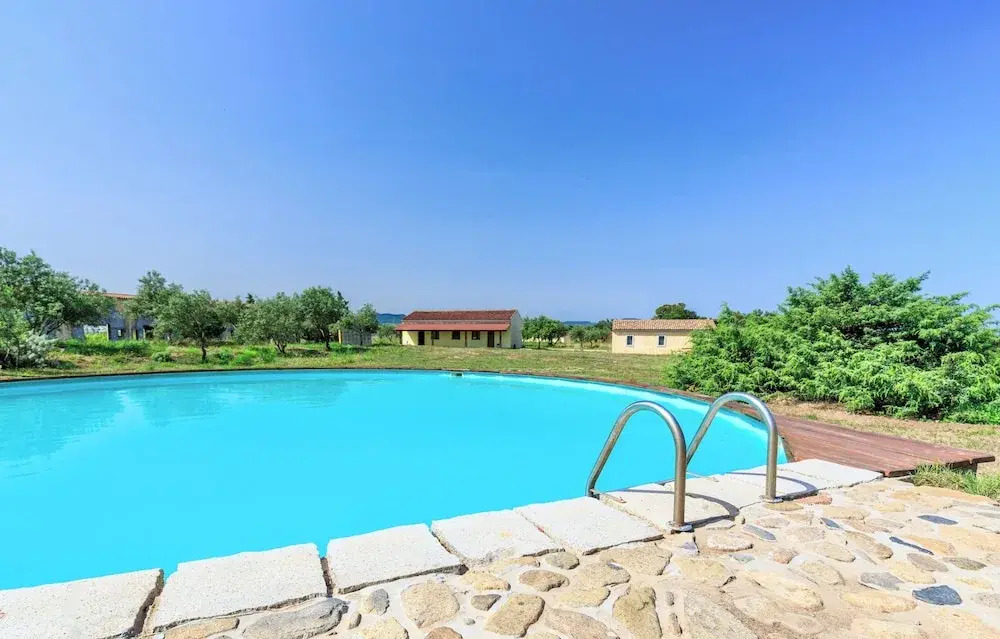 Loft with common swimming-pool in Badesi
