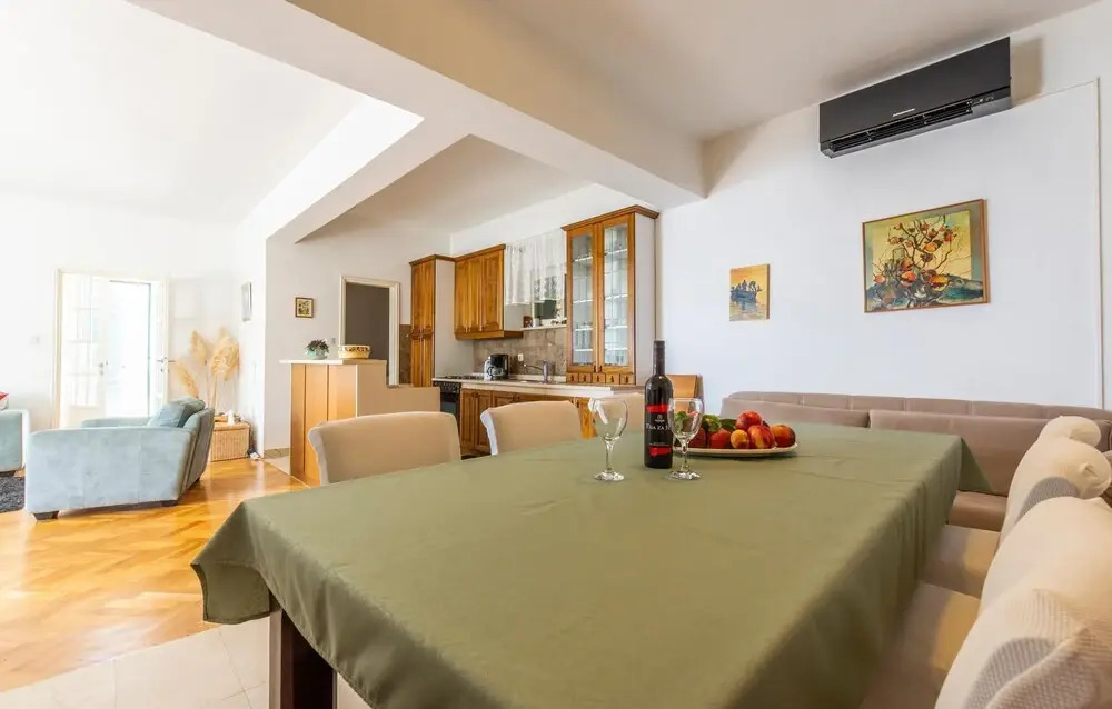 Holiday Home Podstrana 5