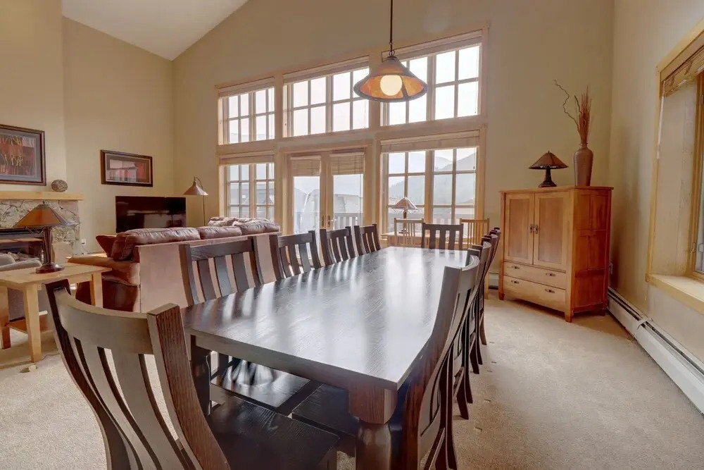 Largest Condo In Passage Point, Vaulted Ceilings, Huge Balcony - PP514 by Redawning