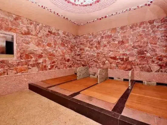 Huifeng Hotel