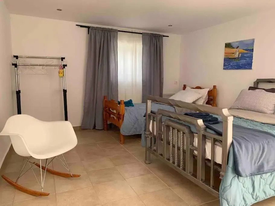 Anemomylos apartment by the sea