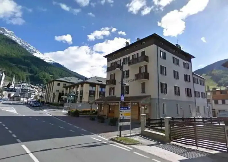 Hotel Capitani