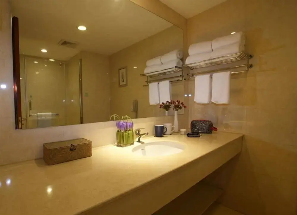 Hangzhou Huachen Yinxiang Hotel